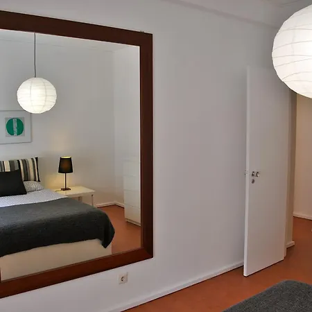 7 Hills Apartment Lisbon